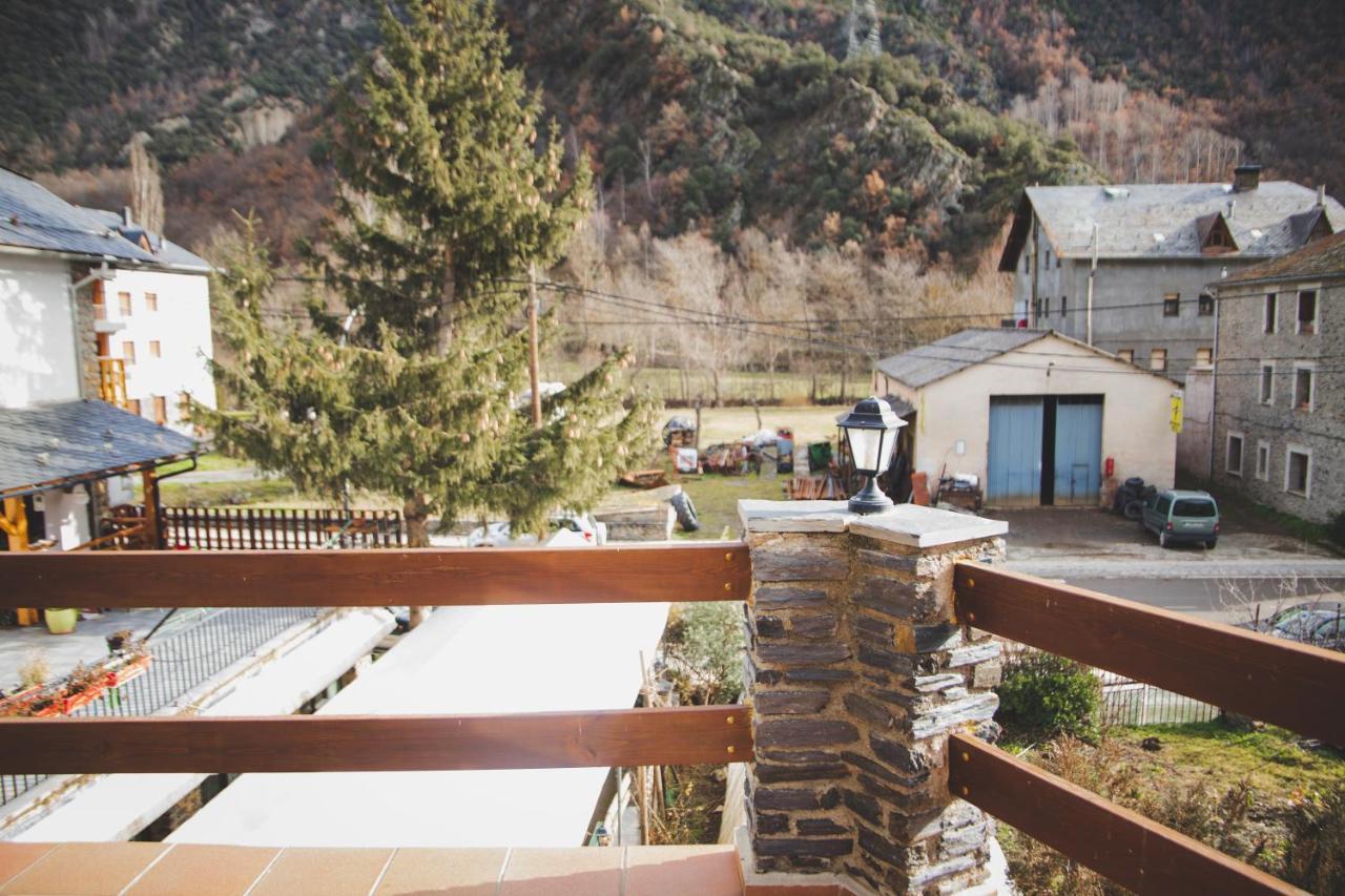 Casa Samarra Hotell Ribera de Cardós Eksteriør bilde