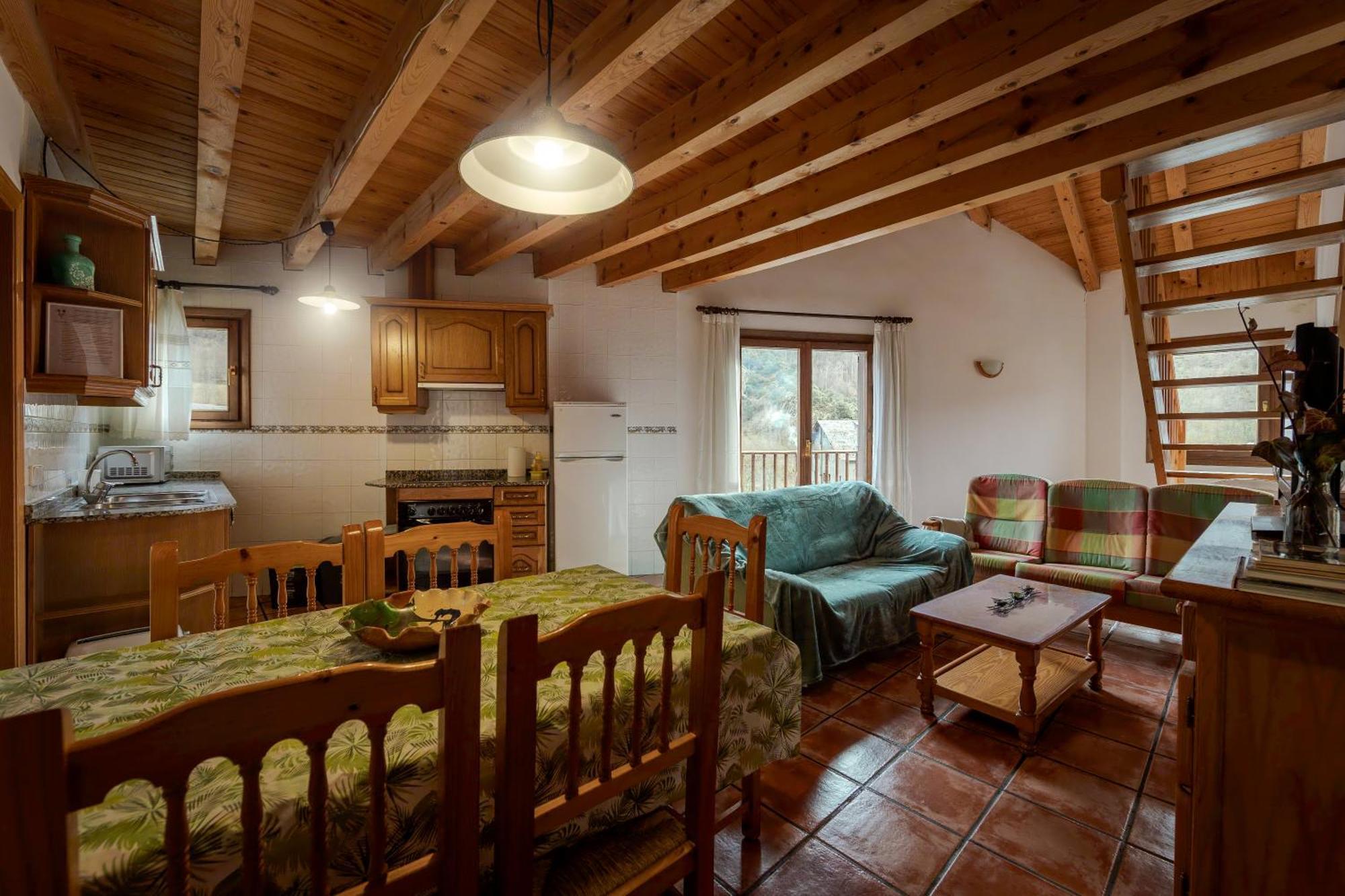 Casa Samarra Hotell Ribera de Cardós Eksteriør bilde